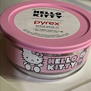 Pyrex Hello Kitty Glass Bowl with Pink Lid